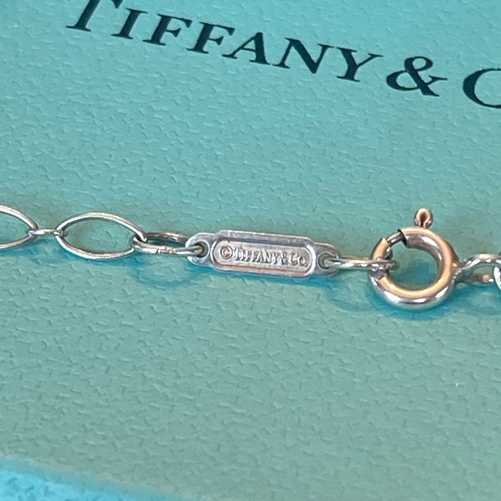 ⭐️SOLD⭐️Tiffany & Co Oval Link 18” chain necklace - Picture 5 of 7